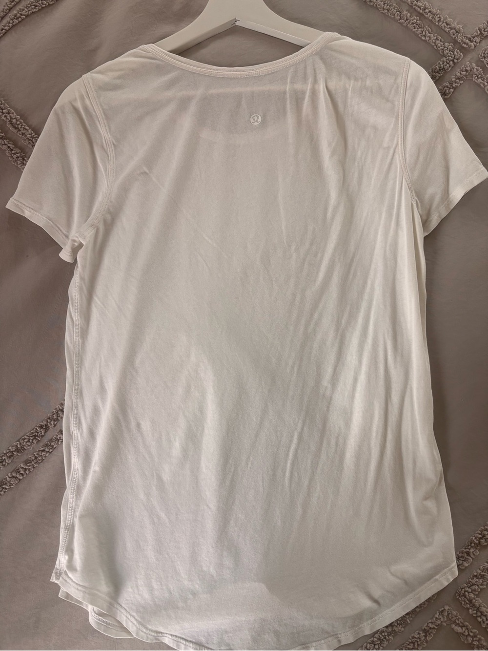 lululemon athletica women’s White Short Sleeve Crew Tee